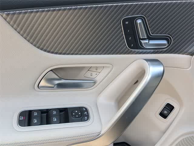 2025 Mercedes-Benz CLA 250 16