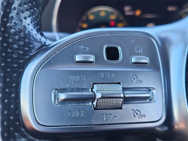 Thumbnail: 2023 Mercedes-Benz C-Class - 24