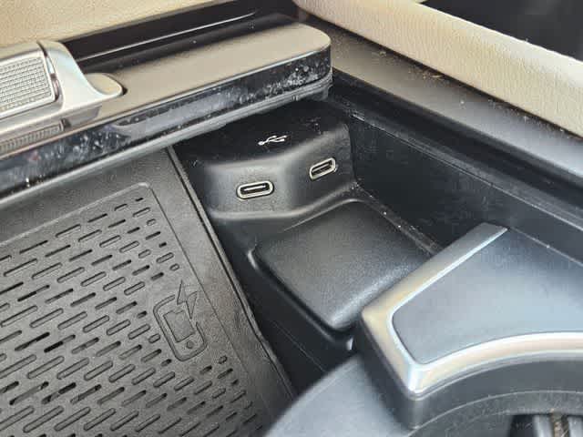 Thumbnail: 2024 Mercedes-Benz GLE - 33