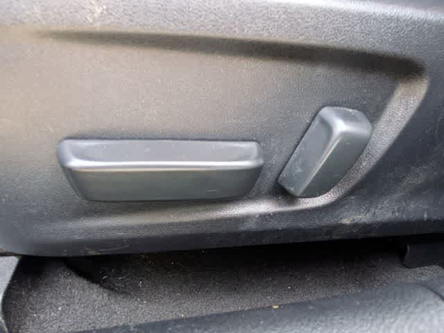 Thumbnail: 2024 Lexus IS - 15