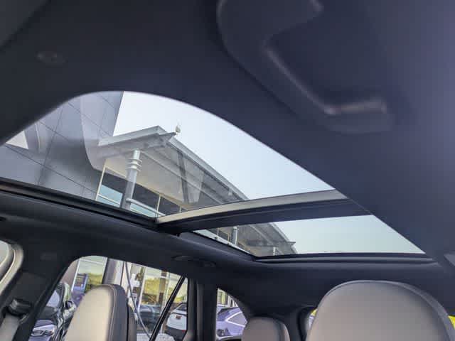 Thumbnail: 2026 Mercedes-Benz GLC - 16