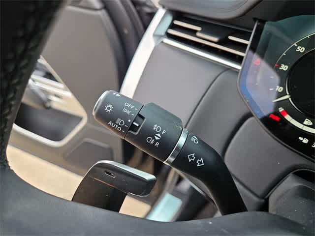 Thumbnail: 2025 Land Rover Range Rover - 28