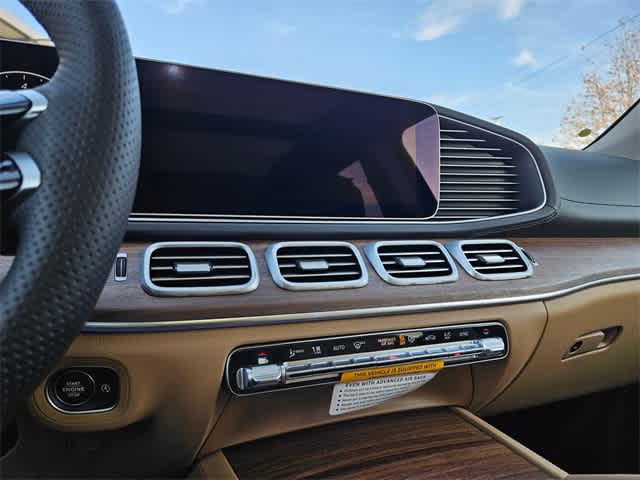 Thumbnail: 2026 Mercedes-Benz GLS - 26