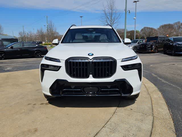 Thumbnail: 2024 BMW X7 - 4