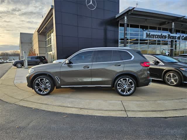 Thumbnail: 2022 BMW X5 - 5