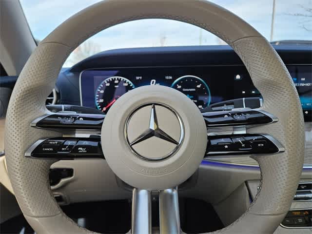Thumbnail: 2022 Mercedes-Benz E-Class - 22