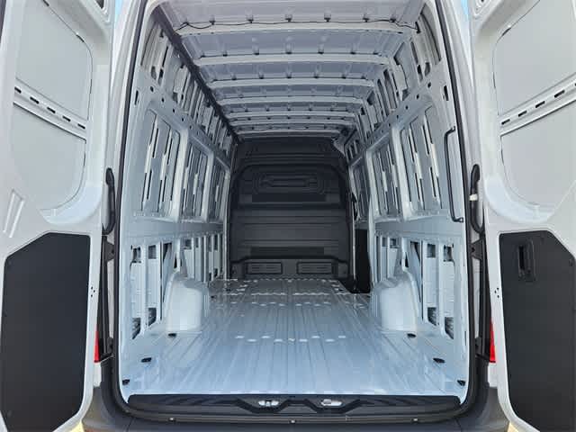 Thumbnail: 2026 Mercedes-Benz Sprinter - 26