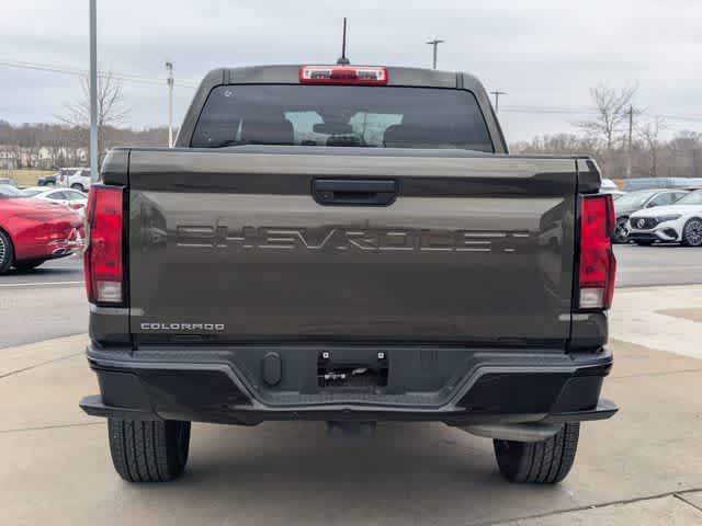 Thumbnail: 2023 Chevrolet Colorado - 8