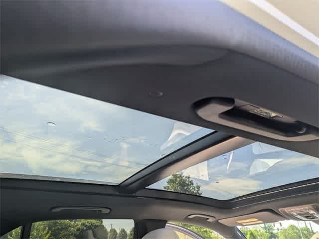 Thumbnail: 2025 Mercedes-Benz GLE - 21