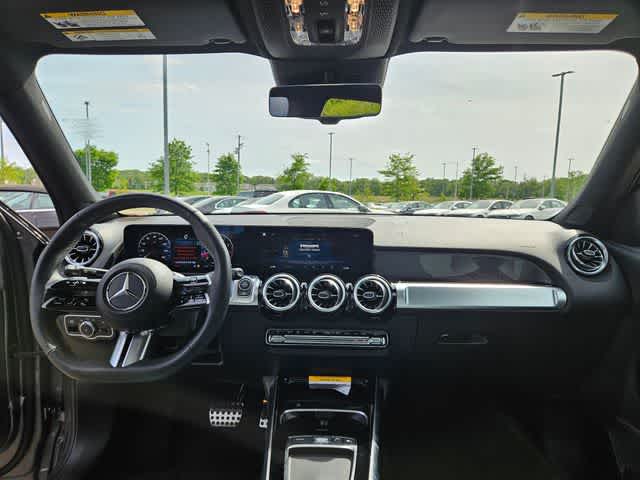 Thumbnail: 2026 Mercedes-Benz GLB - 17