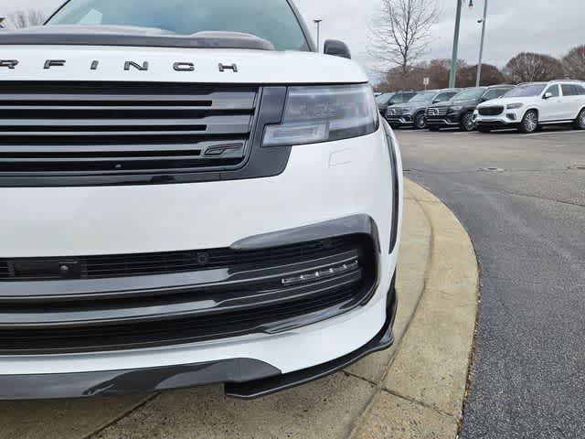 Thumbnail: 2025 Land Rover Range Rover - 10