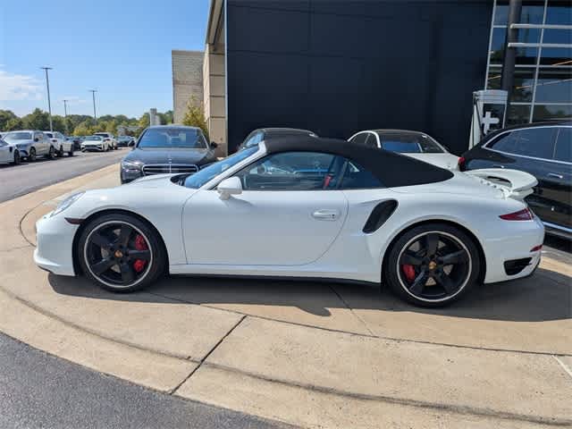 Thumbnail: 2015 Porsche 911 - 5