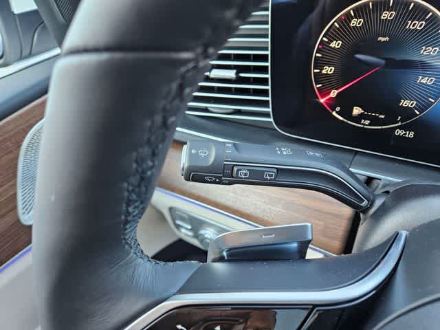 Thumbnail: 2026 Mercedes-Benz GLE - 26