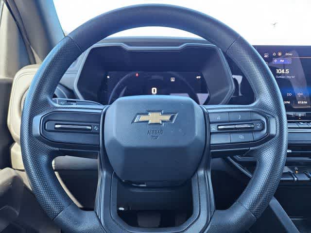 Thumbnail: 2024 Chevrolet Colorado - 21