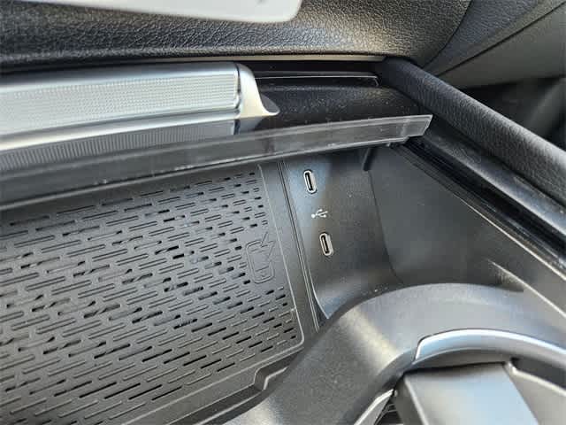 Thumbnail: 2026 Mercedes-Benz GLS - 32