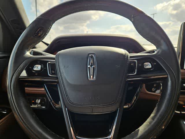 Thumbnail: 2022 Lincoln Aviator - 23