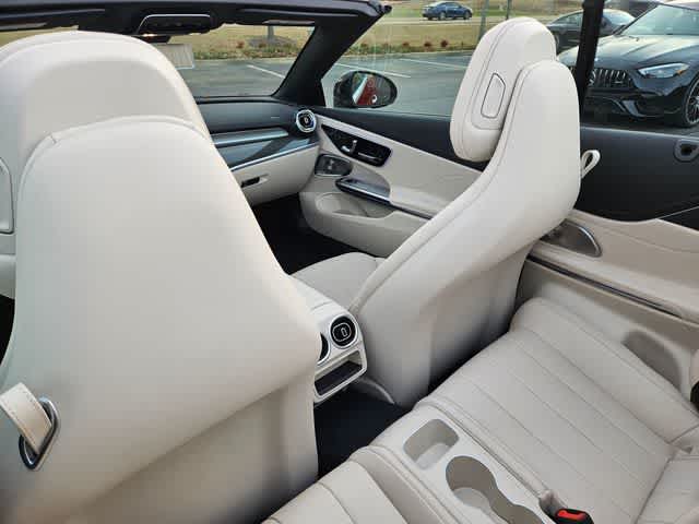 Thumbnail: 2026 Mercedes-Benz CLE - 17