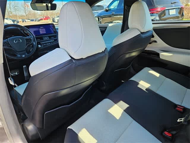 Thumbnail: 2024 Lexus ES - 18