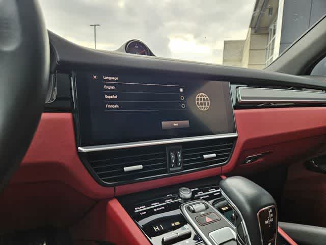 Thumbnail: 2023 Porsche Cayenne - 27