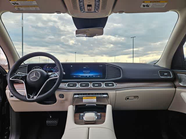 Thumbnail: 2026 Mercedes-Benz GLE - 22