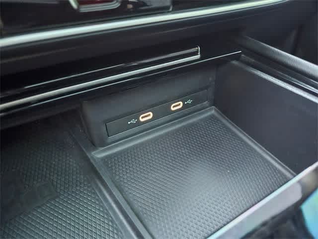 Thumbnail: 2024 Volkswagen Atlas - 25