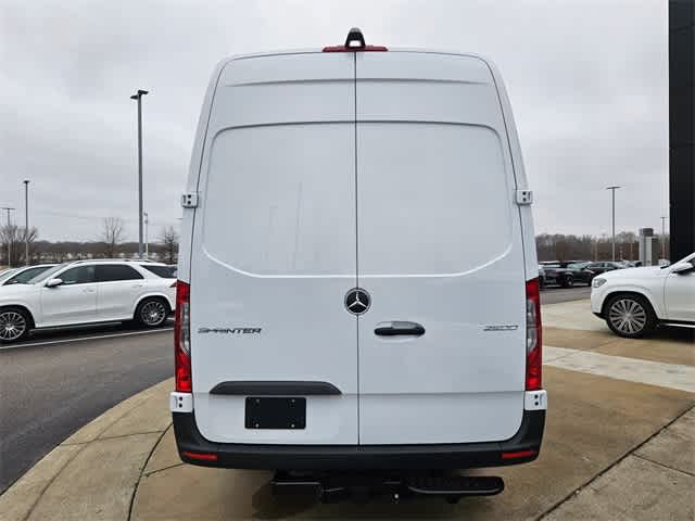 Thumbnail: 2026 Mercedes-Benz Sprinter - 7