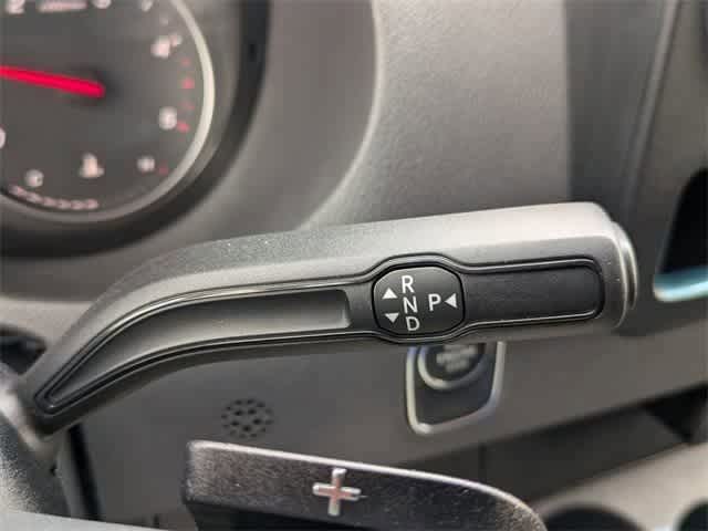 Thumbnail: 2025 Mercedes-Benz Sprinter - 21