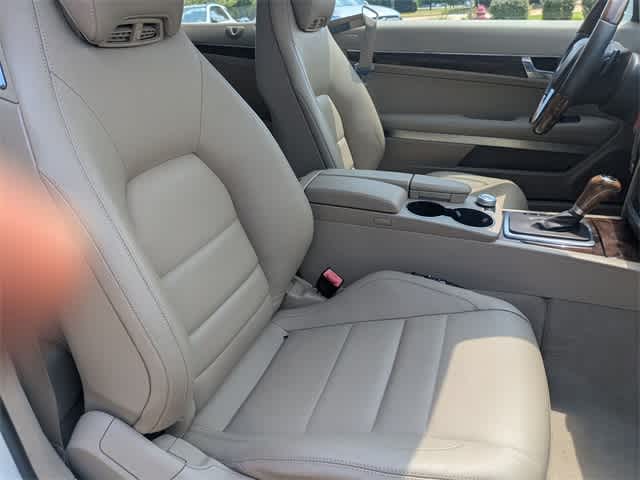 Thumbnail: 2012 Mercedes-Benz E-Class - 20