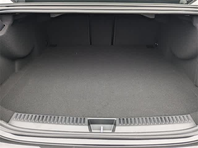 Thumbnail: 2026 Mercedes-Benz E-Class - 35