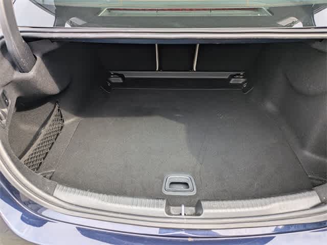 Thumbnail: 2023 Mercedes-Benz C-Class - 32