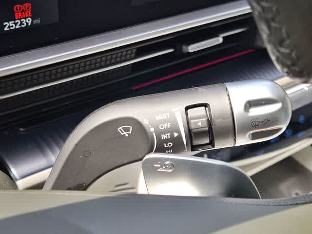 Thumbnail: 2023 Hyundai Ioniq 6 - 25