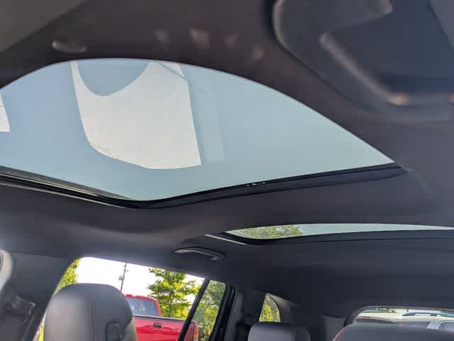 Thumbnail: 2022 Mercedes-Benz GLB - 18