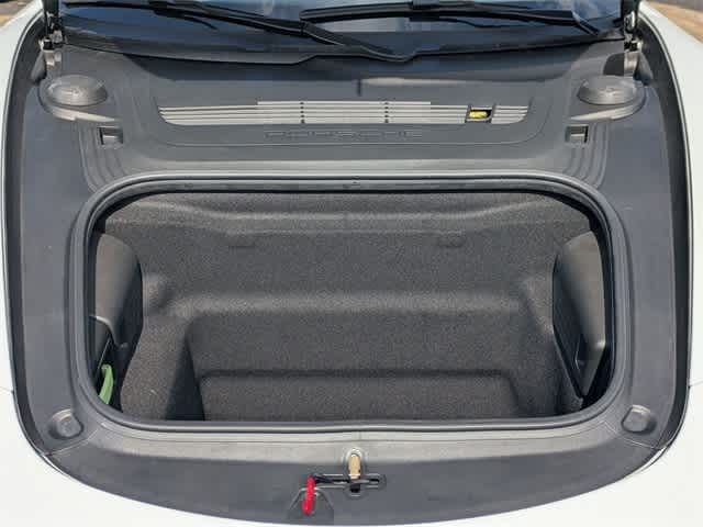 Thumbnail: 2019 Porsche 911 - 33