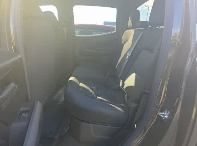 Thumbnail: 2023 Chevrolet Colorado - 5