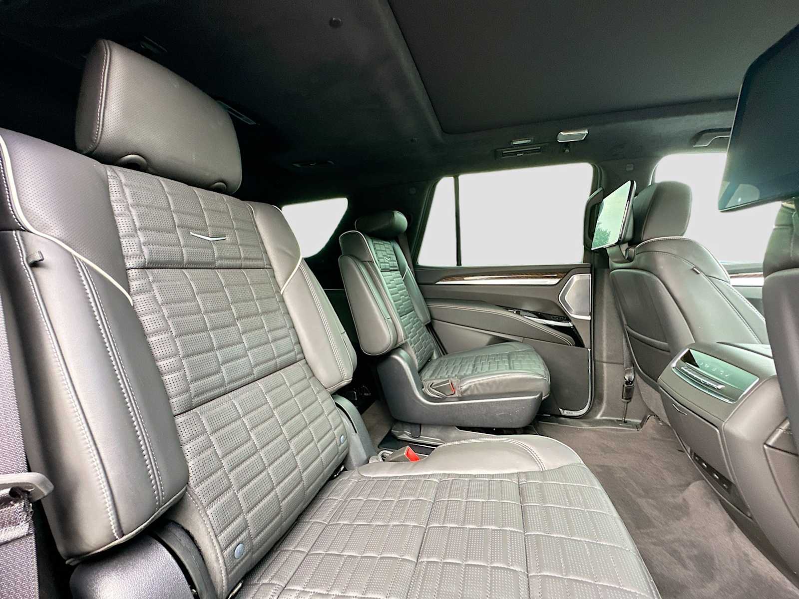Thumbnail: 2025 Cadillac Escalade - 29