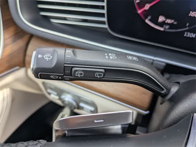 Thumbnail: 2026 Mercedes-Benz GLE - 26