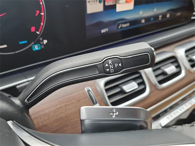 Thumbnail: 2026 Mercedes-Benz GLE - 31