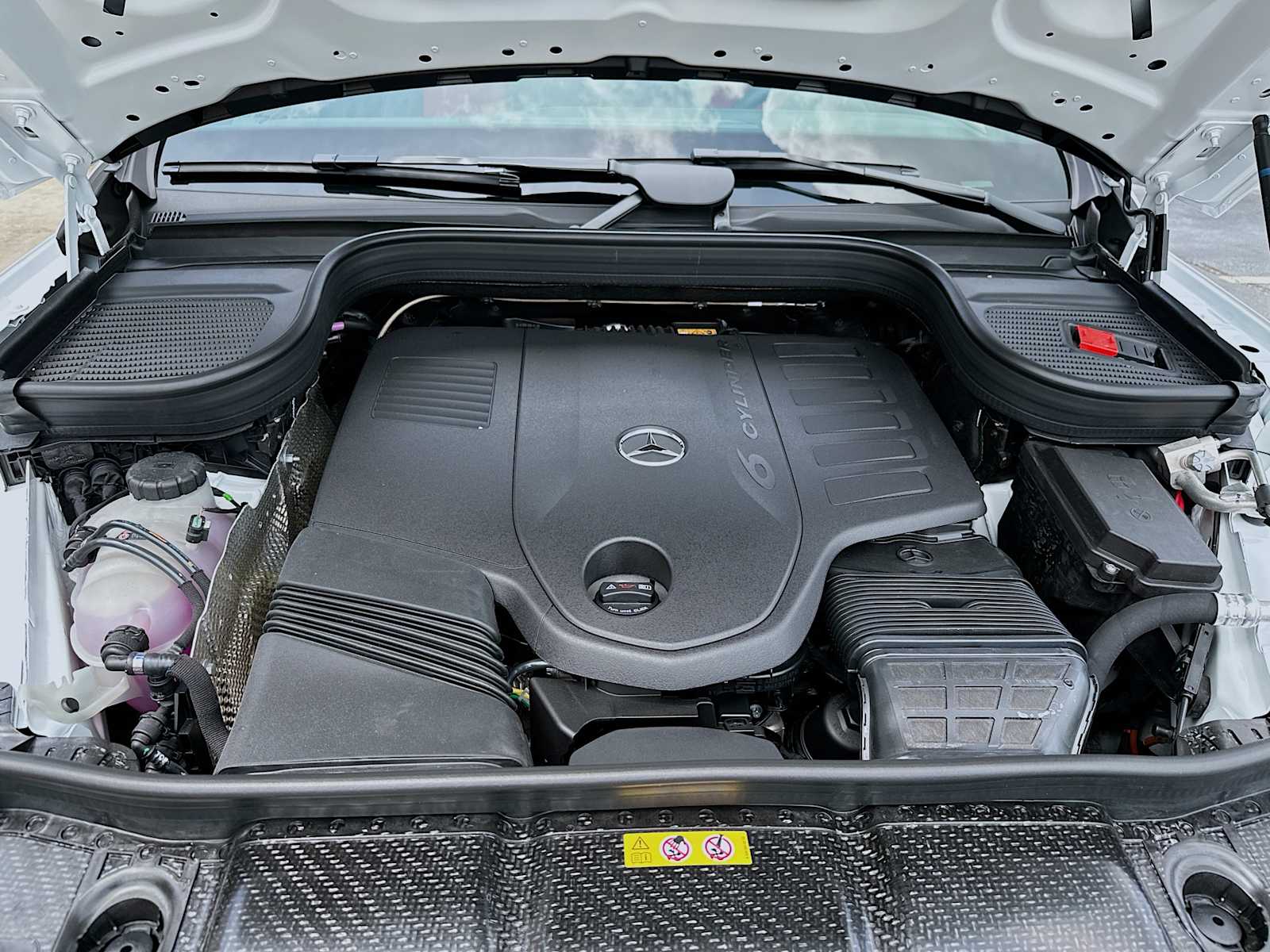 Thumbnail: 2026 Mercedes-Benz GLE - 31