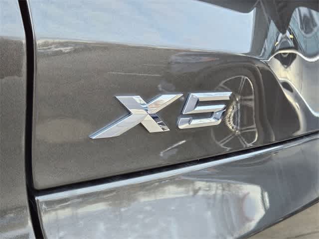 Thumbnail: 2022 BMW X5 - 11