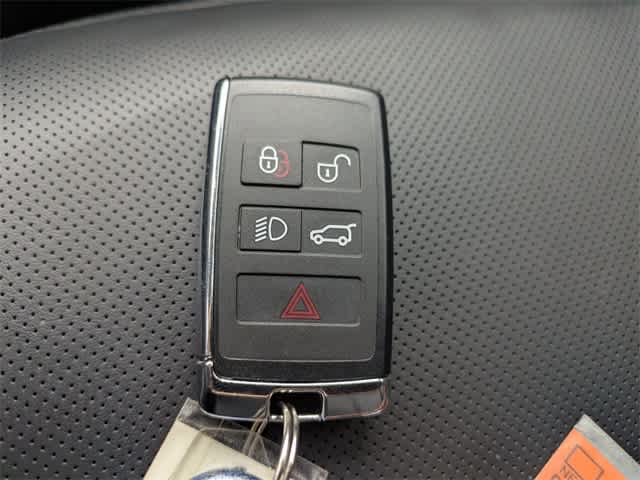 Thumbnail: 2025 Land Rover Range Rover Sport - 34