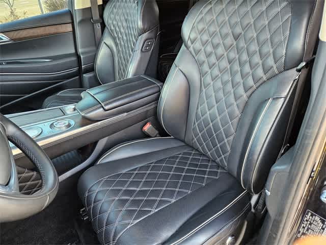 Thumbnail: 2021 Genesis GV80 - 14