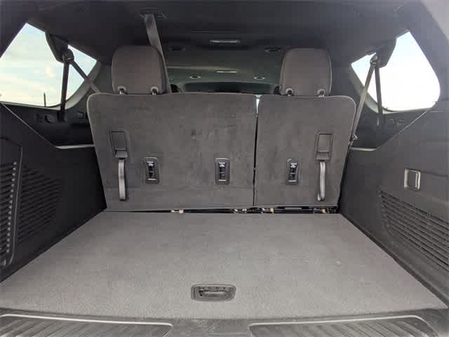 Thumbnail: 2023 Chevrolet Suburban - 33