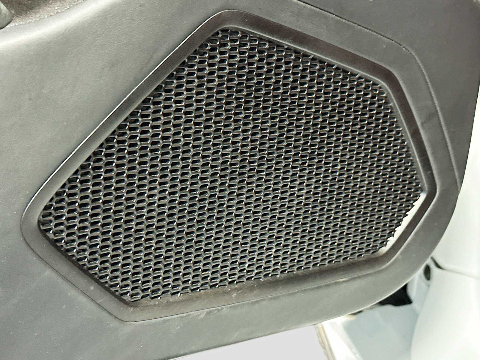 Thumbnail: 2022 Lamborghini Huracan - 18