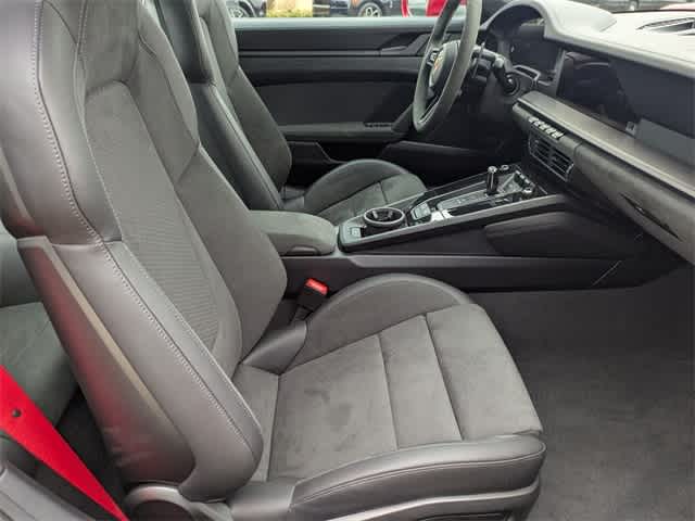 Thumbnail: 2025 Porsche 911 - 21