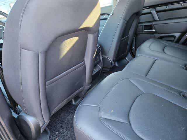 Thumbnail: 2025 Land Rover Defender - 19