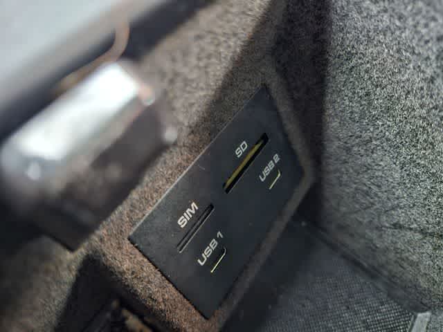 Thumbnail: 2020 Porsche Macan - 31