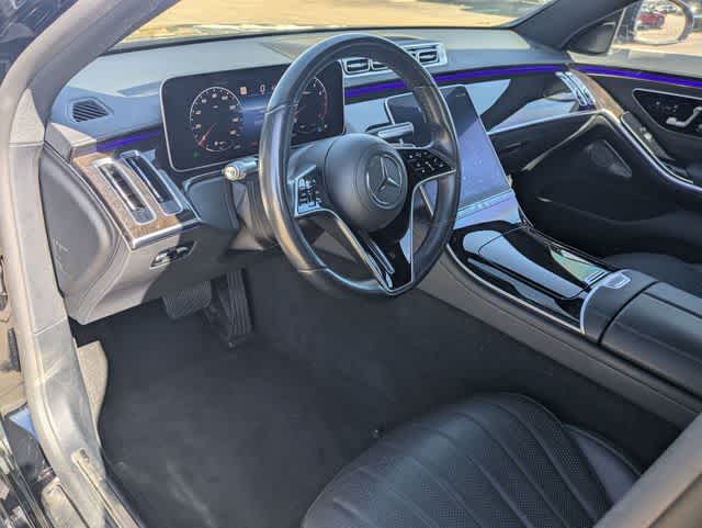 Thumbnail: 2022 Mercedes-Benz S-Class - 2
