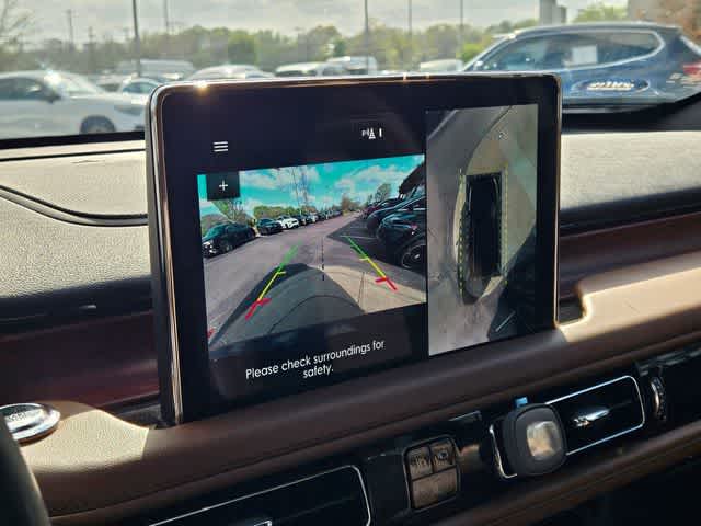 Thumbnail: 2022 Lincoln Aviator - 30