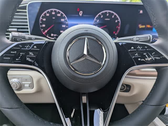 Thumbnail: 2026 Mercedes-Benz GLE - 23