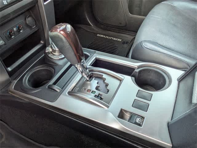 Thumbnail: 2016 Toyota 4Runner - 32